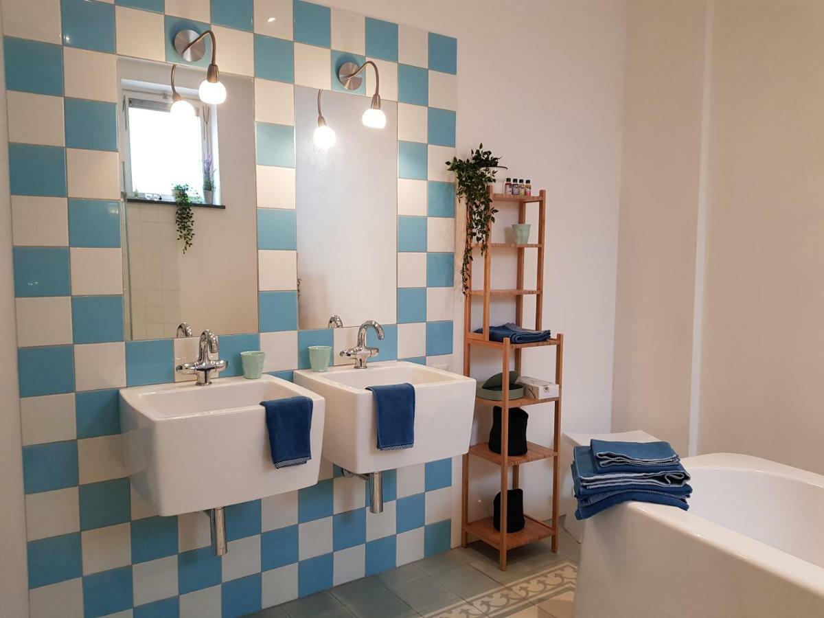 Het Pakhuis Schiedam Luaran gambar